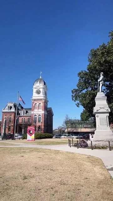 Town-square filming location photographed by Anna Camp.