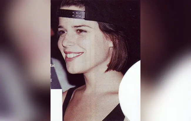 Scream 2 (1997) — behind-the-scenes image.