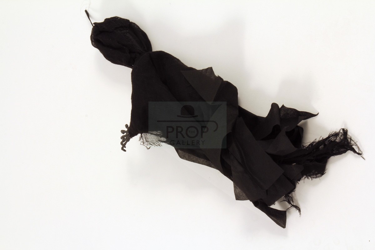 Unused Ghostface set-dressing doll: reverse. Later catalog photograph.