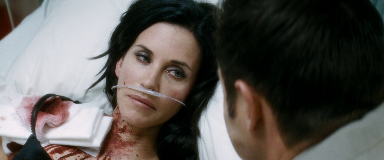 Gale and Dewey in the hospital. Film frame.